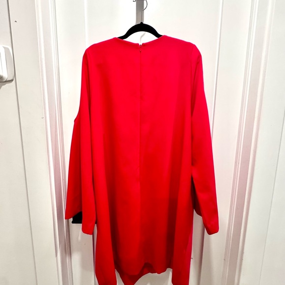 NWOT. Rachel Roy Cold Shoulder Dress to the knee - Picture 3 of 6